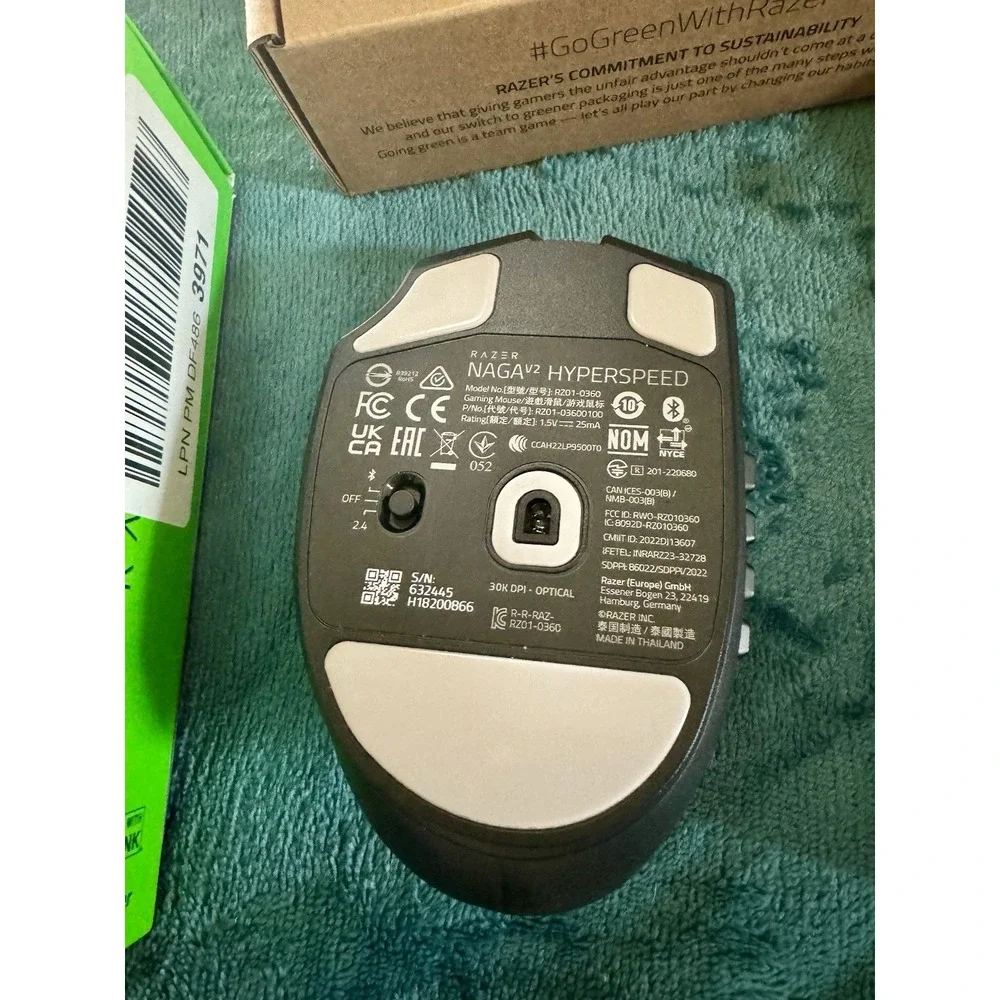 Razer Naga V2 Hyperspeed‎ Ergonomic Gaming Mouse RZ01-0360 New Open Box NIB